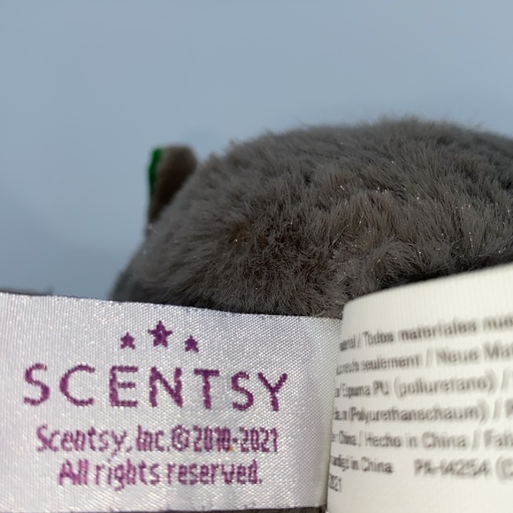 Scentsy Buddy Bat Plush Scented Stuffed Animal Toy - Picture 9 of 12
